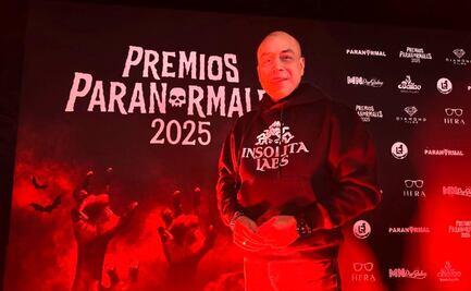¡Coche Ghost y muñecas malditas! Así fue la gala "dark" de los Premios Paranormales en CDMX
