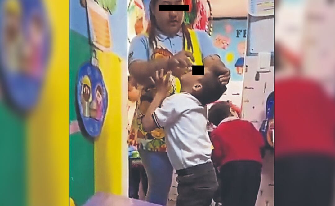 VIDEO: Maestra captada maltratando con autismo es detenida en Coacalco
