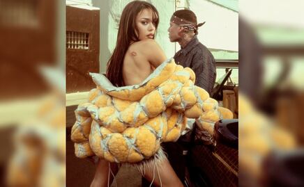 Danna Paola se cubre la cucaracha con la morenita