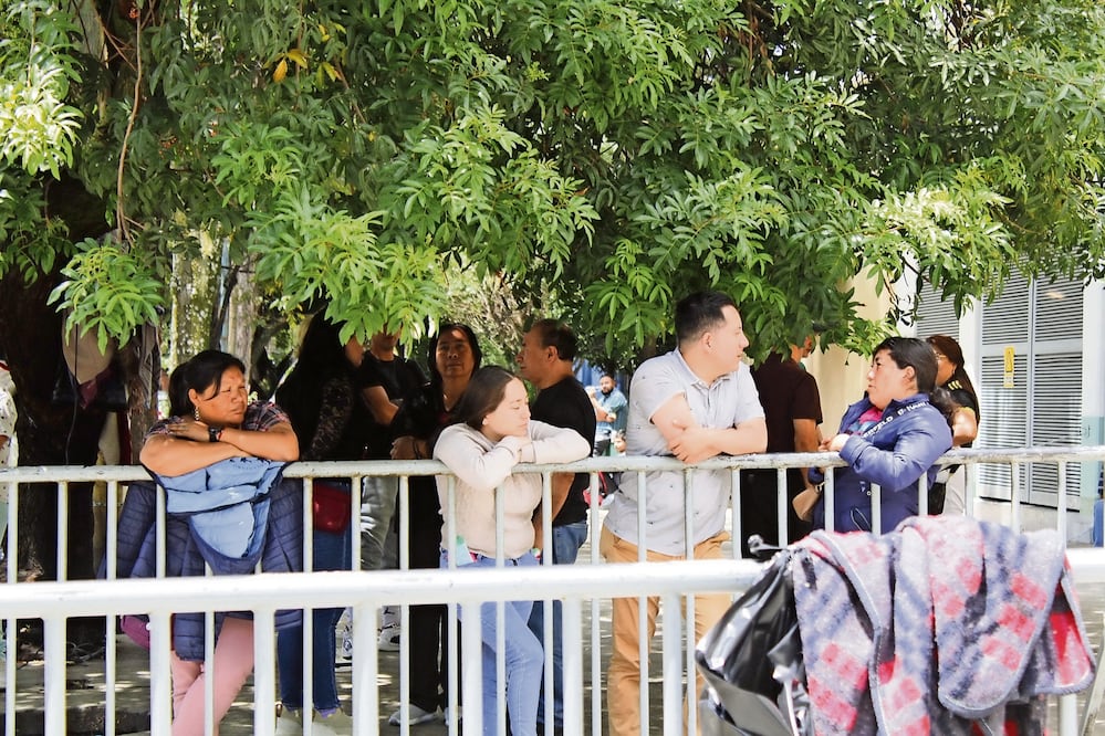 Entre dolor y esperanza: Heridos siguen en estado crítico tras explosión en Puente de la Concordia (Foto: Fernanda Zamora)