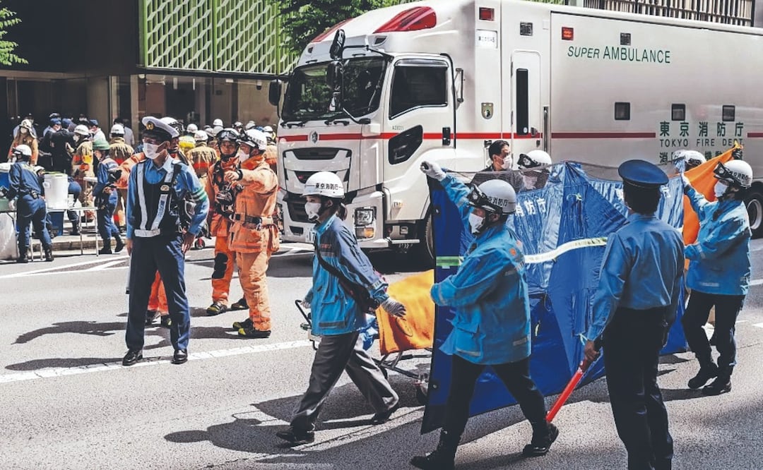 Ataque químico en Tokio: Hombre rocía sustancia desconocida y deja 20 personas heridas
Imagen: AFP