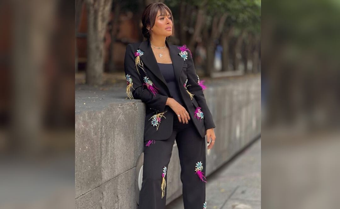 ¡Juega con pelotas! Galilea Montijo presume cuerpower y pone candentes las redes