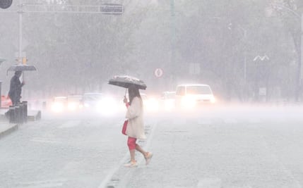 Caos por lluvias en CDMX y Edomex: Inundaciones colapsan vialidades y transporte