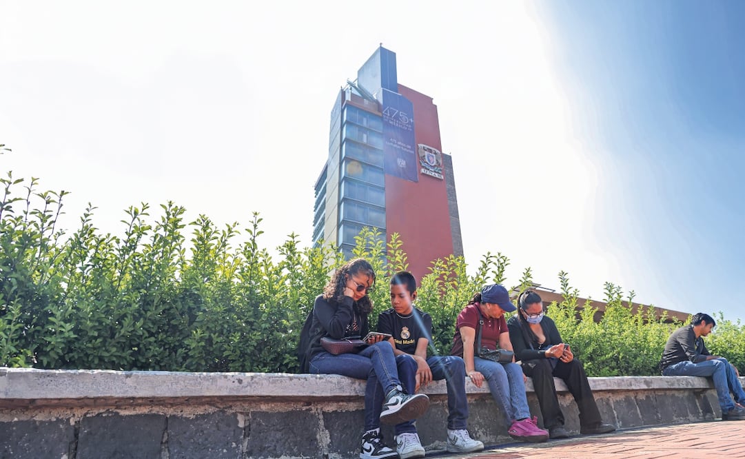 Explanada de la rectoría  de la Universidad Nacional Autónoma de México. Foto Gabriel Pano / EL GRÁFICO