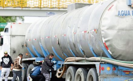 Mototaxista muere aplastado en la México-Texcoco, ¿accidente o imprudencia?