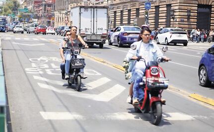 Reglas para bicimotos y scooters ya existen en CDMX, ¿por qué nadie las respeta?