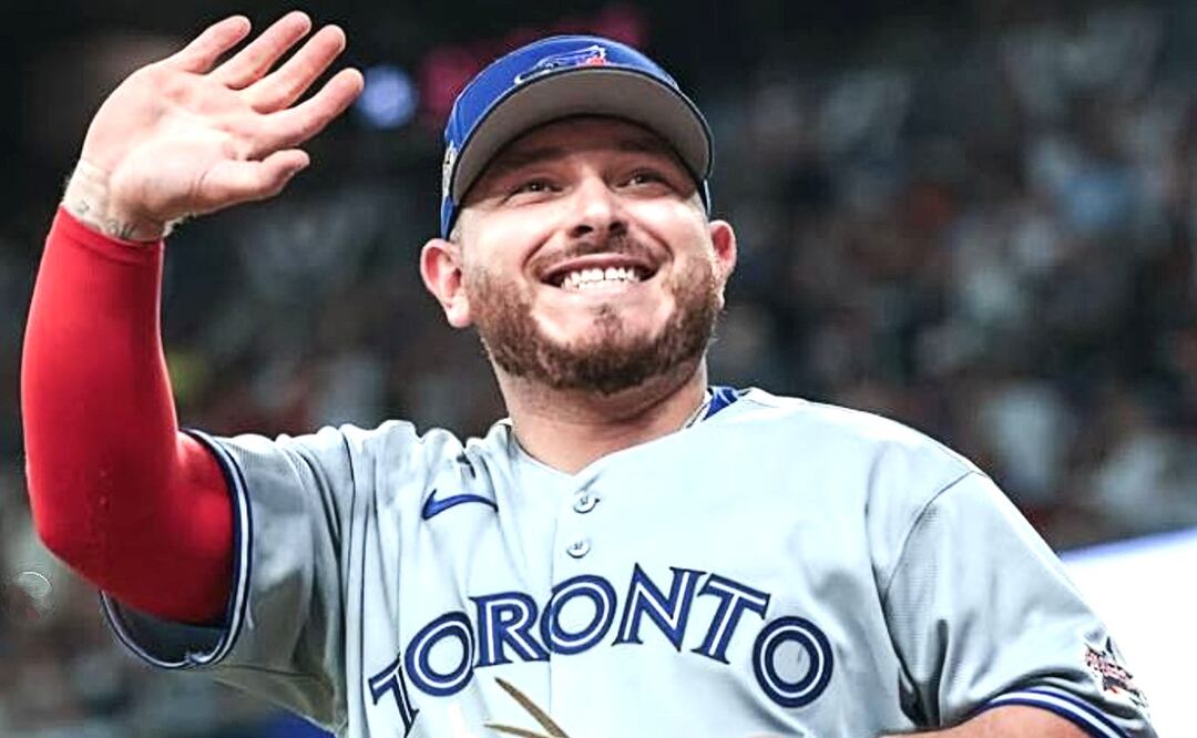 Foto: Instagram (Alejandro Kirk se luce en grande en el tercer juego de la Serie Mundial)