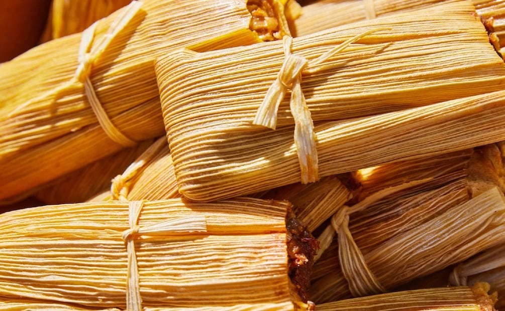 Calorías Navideñas: ¿Qué alimento te suele engordar más?
Imagen: IA