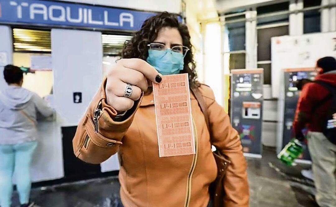 Todos quieren tener su último boleto del Metro de la CDMX ¿Ya fuiste por el tuyo?