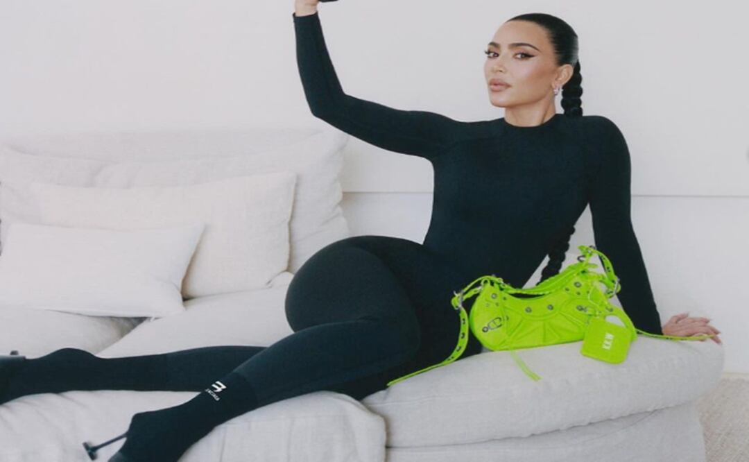 Kim Kardashian reprende a sus hijos por hacer la 'Britney señal' en público