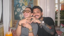 ¡Que anillote! Angela Aguilar presume lujoso anillo que le obsequio su marido Christian Nodal  