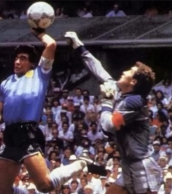 ¿La playera de la "Mano de Dios" era de Tepito? La increíble historia detrás del jersey que hizo historia en México 86. Foto: (Especial)