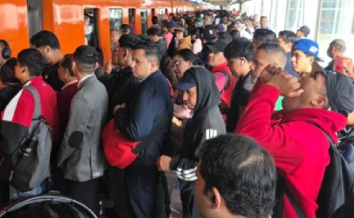 Reporte del Metro CDMX hoy: Líneas con alta afluencia y retrasos