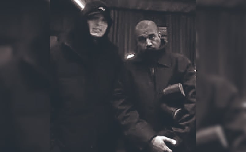 Se unen los corridos y el rap: Kanye West y Peso Pluma estrenan "Last Breath"