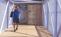 Mucho Jardín Flotante, pero poco elevador: 5 de los 8 siguen cerrados y vecinos ya se cansaron del “próximamente”