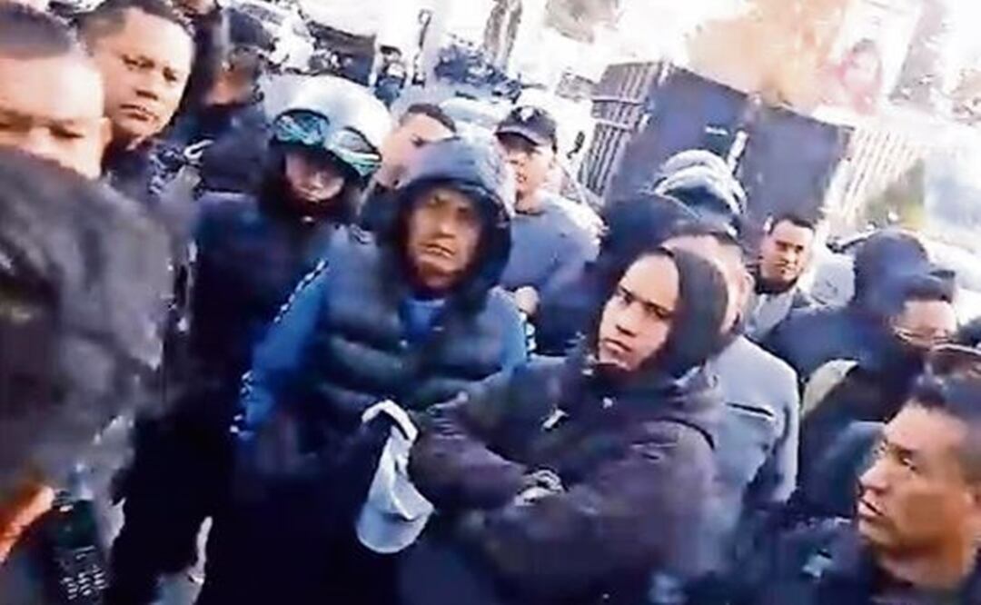 Zorros de la SSC arman bloqueo para denunciar a su director y subdirector 