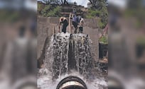 Nueva fuga de agua inunda San Francisco Tlalnepantla en Xochimilco tras falla en el Cutzamala