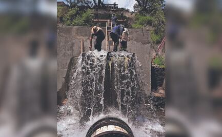 Nueva fuga de agua inunda San Francisco Tlalnepantla en Xochimilco tras falla en el Cutzamala
