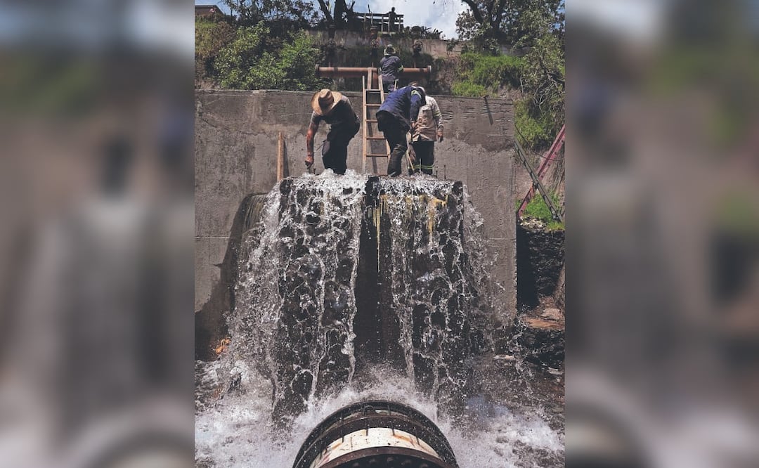 Nueva fuga de agua inunda San Francisco Tlalnepantla en Xochimilco tras falla en el Cutzamala
Imagen: Especial