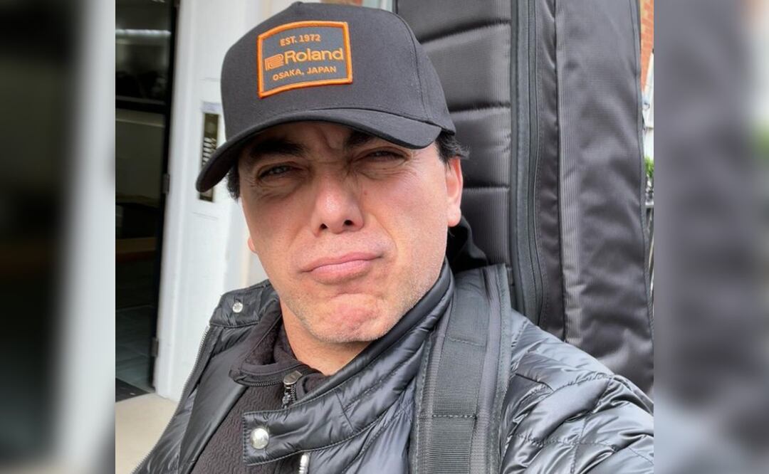 Cristian Castro sale en paños menores de concierto en Cancún ¿qué sucedió?