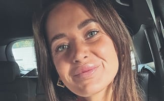 Una mujer se la tragó completa y su novio quiere hacerla obra de arte ¿De qué se trata?