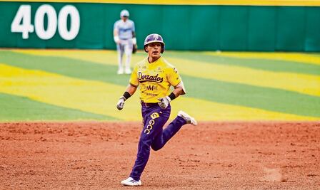 Joel Flores hace historia en la LMB