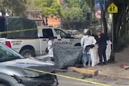Biker invade carril del Trolebús y muere tras impactante accidente en la Doctores