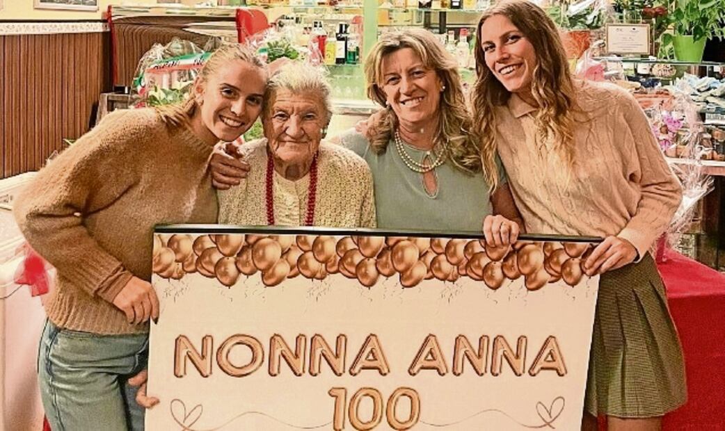 La barista más anciana de Europa. Foto: (El Clarín)