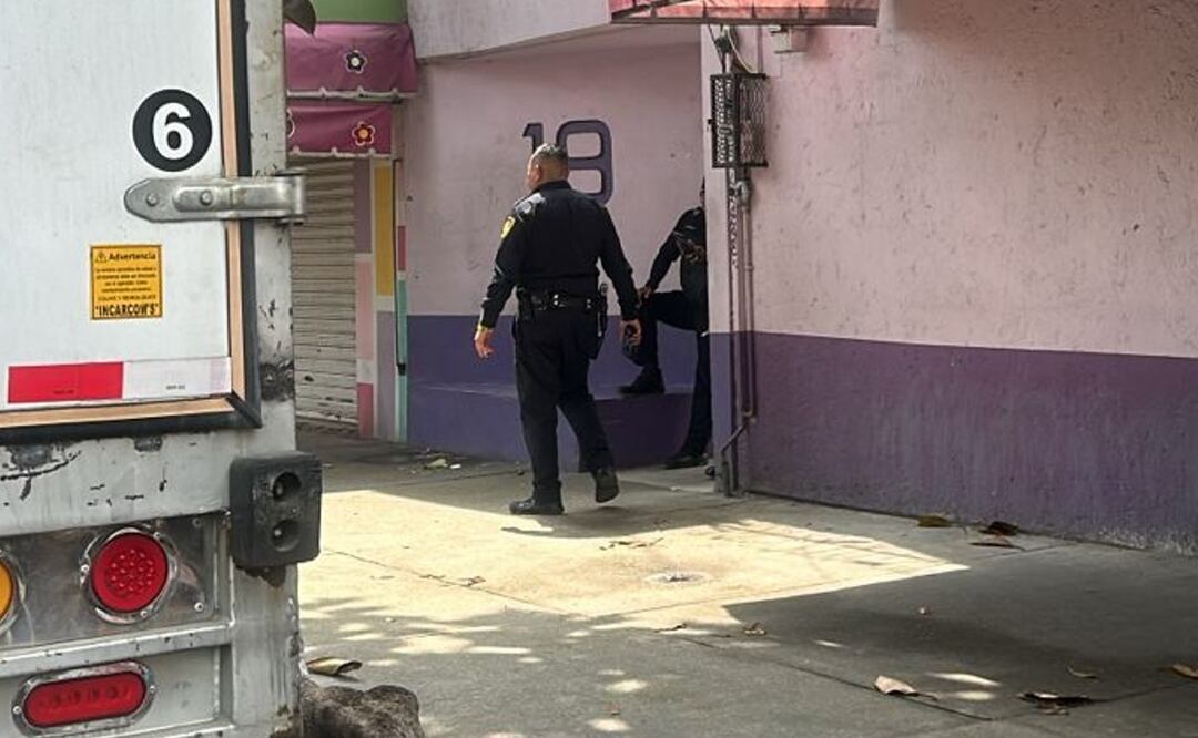 Espantoso olor delata cuerpo putrefacto de una mujer en la Cuauhtémoc, pensaron que era basura