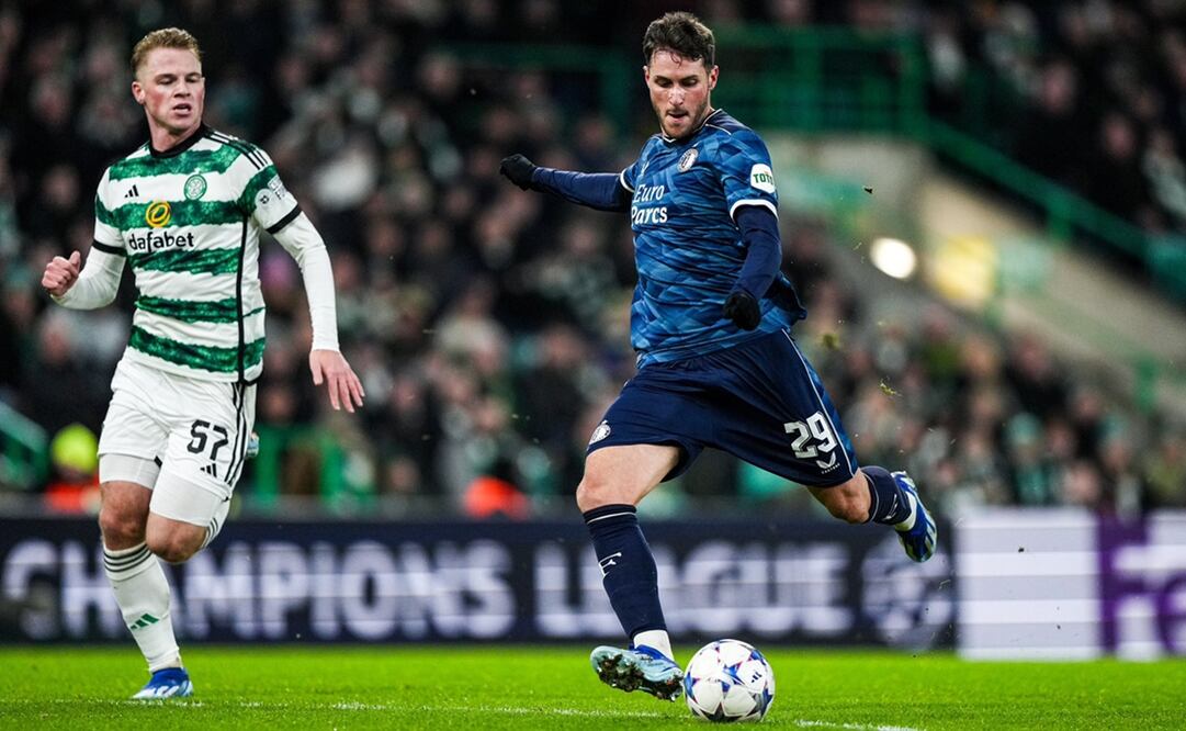 Santiago Giménez, considerado uno de los mejores futbolistas del mundo