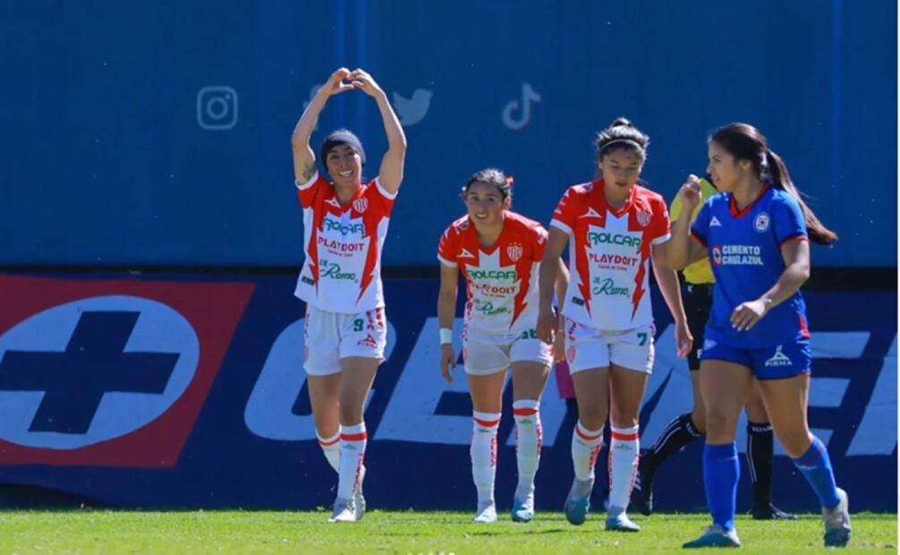necaxa-femenil.png