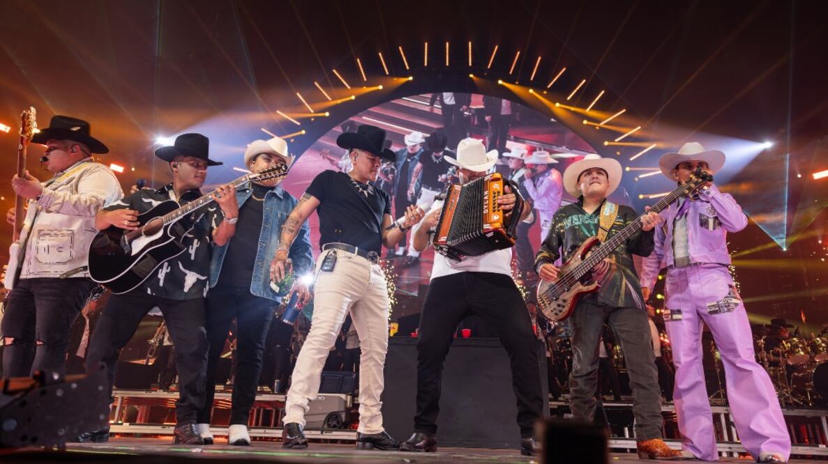 Grupo Firme conquista San José con un Sold Out en su gira