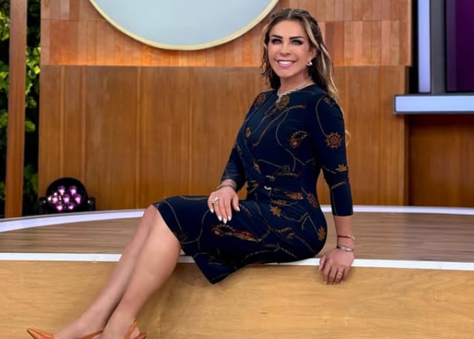 Los 3 vestidos de Rocío Sánchez Azuara que combinan sensualidad y elegancia para Primavera-Verano