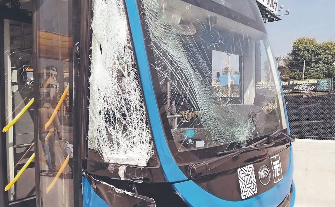 Accidente en el Trolebús Chalco–Santa Martha deja tres pasajeros lesionados. Foto: (Especial)