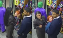 ¡A crédito salía más barato! Parejita de enamorados se roba a Chucky en Puebla