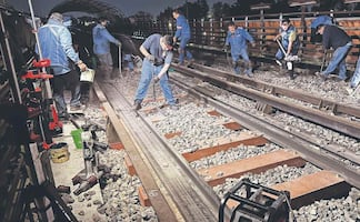 Metro CDMX: Refuerzan tramo elevado de la Línea B con “durmientes”