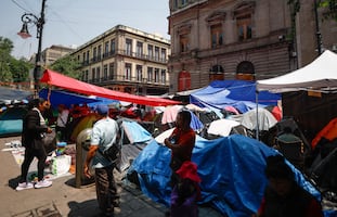Protesta termina en tragedia, hallan sin vida a manifestante de la CNTE en carpa