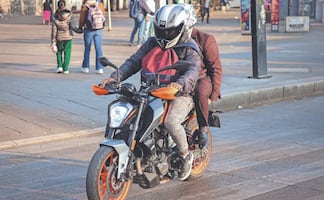 Moto por app crece en CDMX pese a prohibición y riesgos