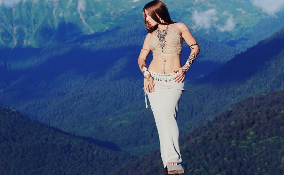 Influencer muere por tomarse una selfie en un acantilado