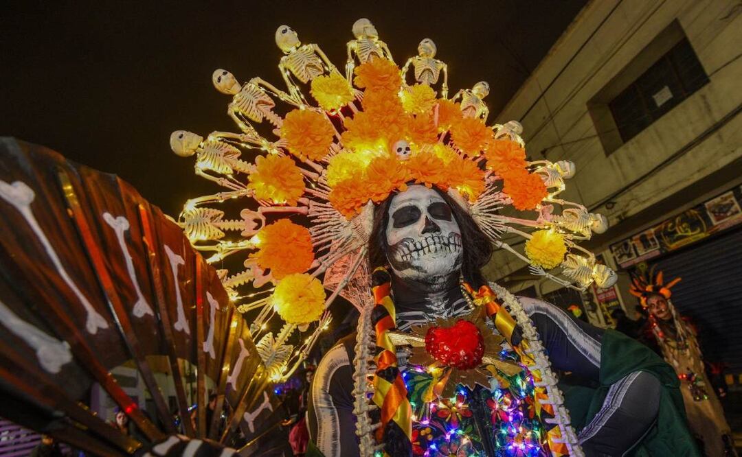 Entre lo ancestral, lo religioso y la pachanga: el culto a los muertos en México