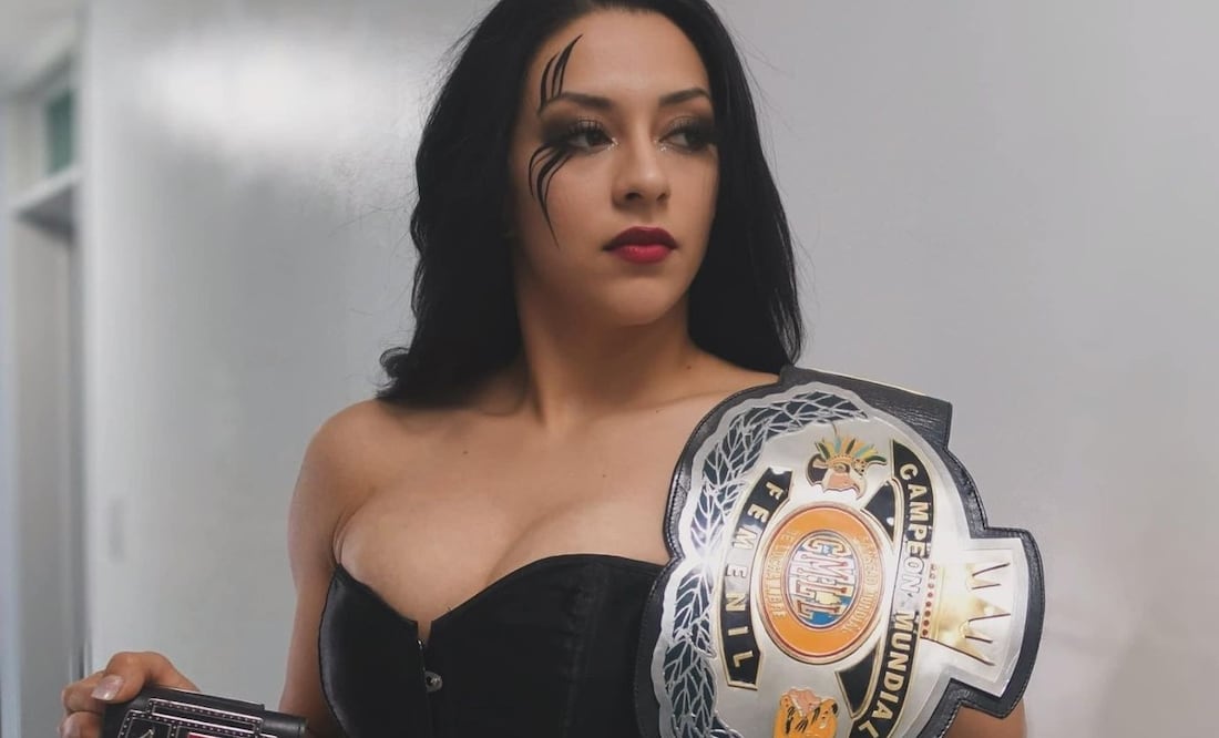 Stephanie Vaquer llega a NXT y causa revuelo por el notable crecimiento de sus atributos