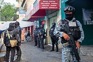 ¡Vendían tacos… y algo más! Cae punto de narcomenudeo en Cuauhtémoc