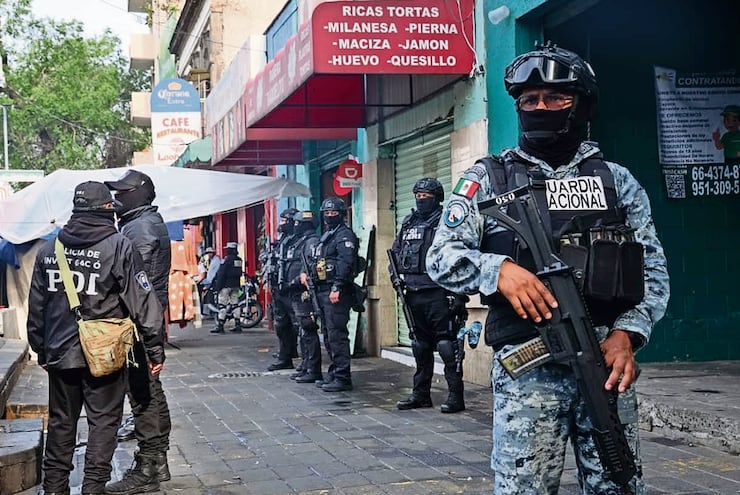 ¡Vendían tacos… y algo más! Cae punto de narcomenudeo en Cuauhtémoc