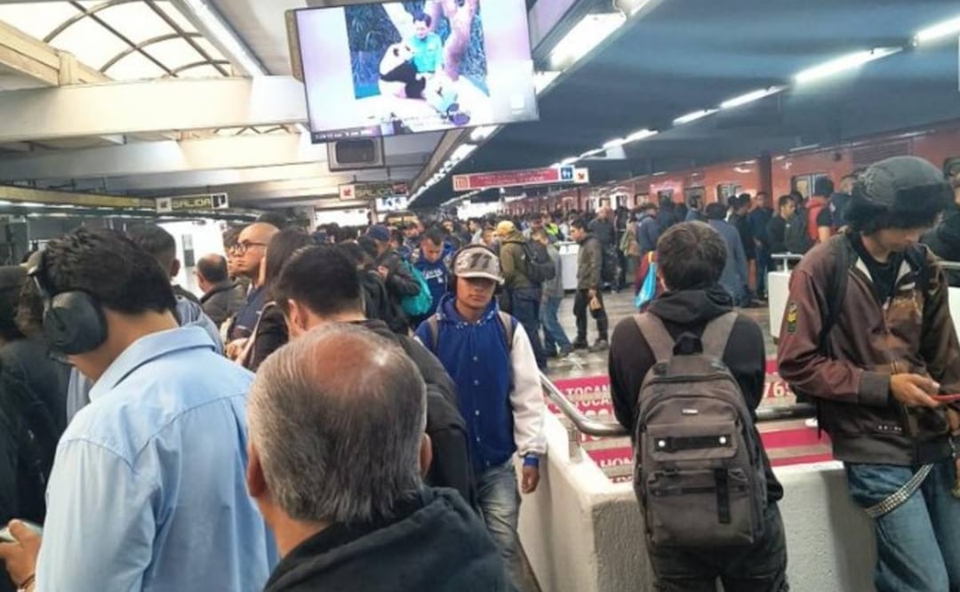 Metro CDMX. Foto: (Redes Sociales)