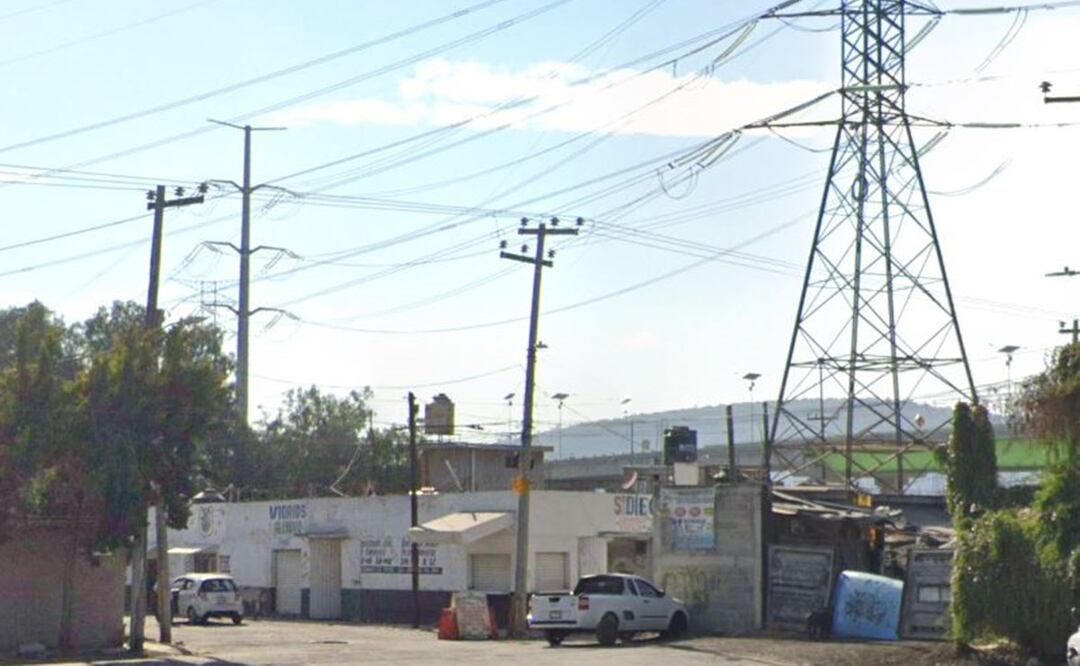 ¿Moto fantasma? Taquero aparece muerto tras brutal choque, pero su vehículo no estaba