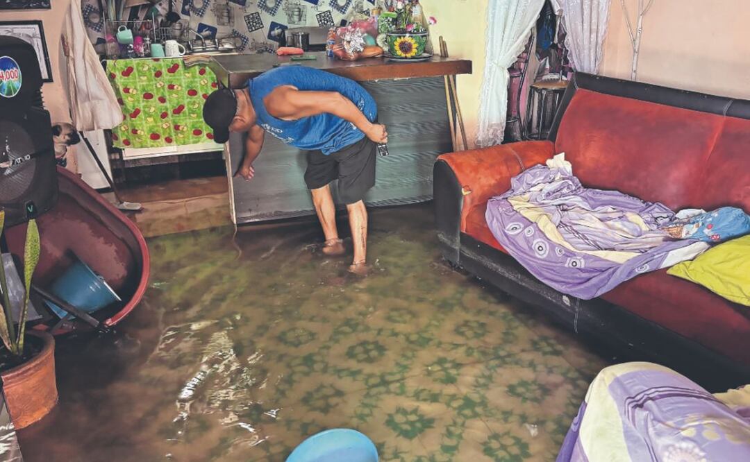 Inundaciones en Neza (Foto: Especial)