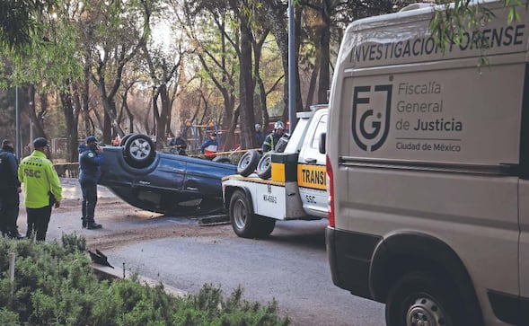 Trágico accidente en Iztacalco: Conductor muere tras volcar y derrapar 100 metros