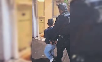¡De bolsillo, pero extorsionador! Cae sujetito que cobraba por estacionarse en Coyoacán