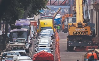 Obras por Calzada Flotante provocan retrasos: “Ahora puedo tardar hasta media hora o más”