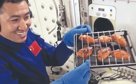 Arman carnita asada en la Estación Espacial Tiangong